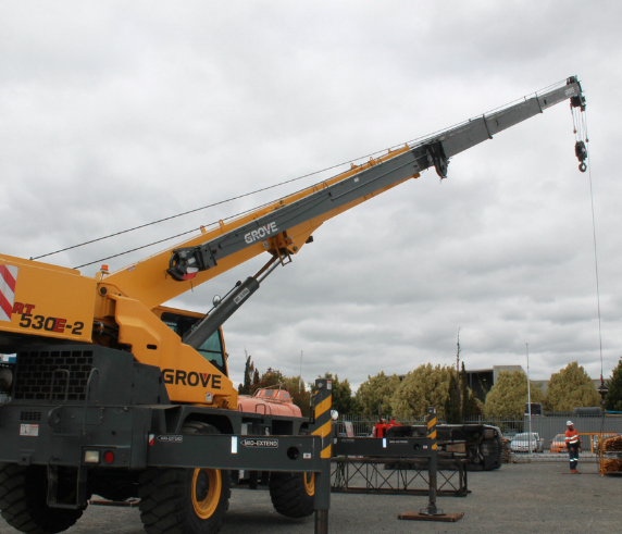 C6 Crane being used at the Perth Saferight Facility for SLEWING MOBILE CRANE (UP TO 60 TONNES) course.