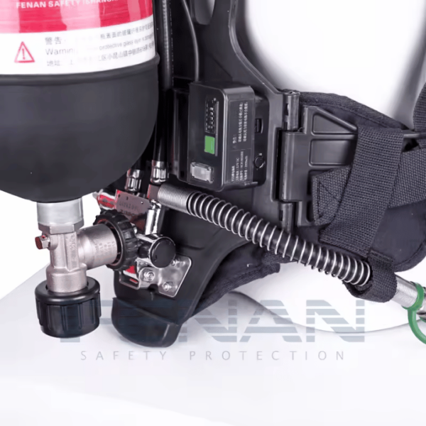 An SCBA kit with HUD cylinder valve